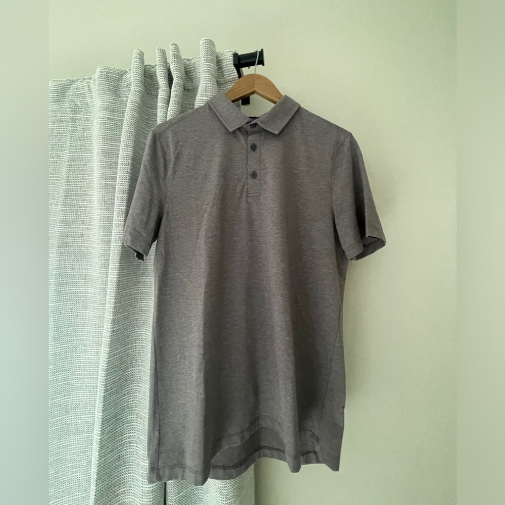 Lululemon Evolution Polo- Gray; Size Medium